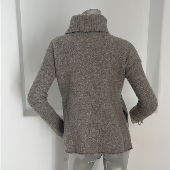 All Saints Turtleneck Gray Metallic Cropped Sweater  Side Slits Size XS - Picture 2 of 9